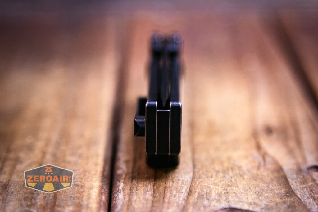 Kansept Fermi knife blade centering