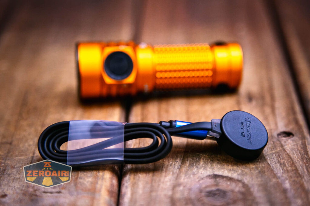 Olight Baton Turbo Orange flashlight charging base/cable