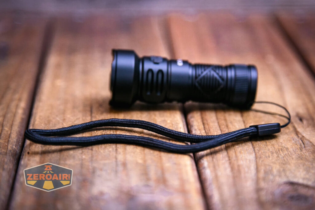 Sofirn SR20 Mini EDC flashlight lanyard installed