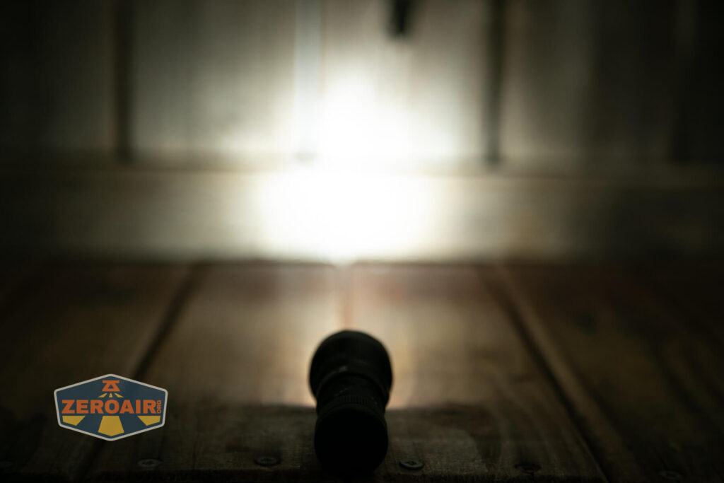 Sofirn SR20 Mini EDC flashlight white emitters on