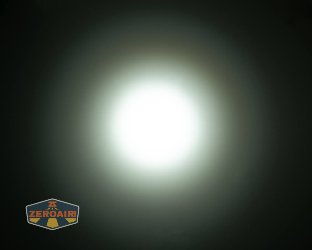 Sofirn SR20 Mini EDC flashlight beamshots on ceiling