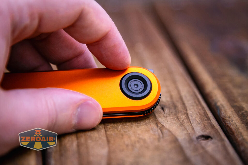 Vosteed Corgi V knife button depressed when knife is closed