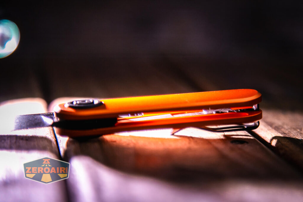 Vosteed Corgi V knife inside knife metal liners