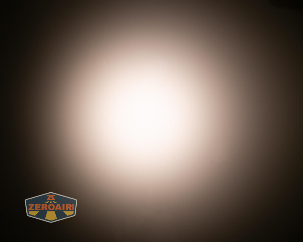 Emisar D3AA 5700K flashlight beamshots on ceiling