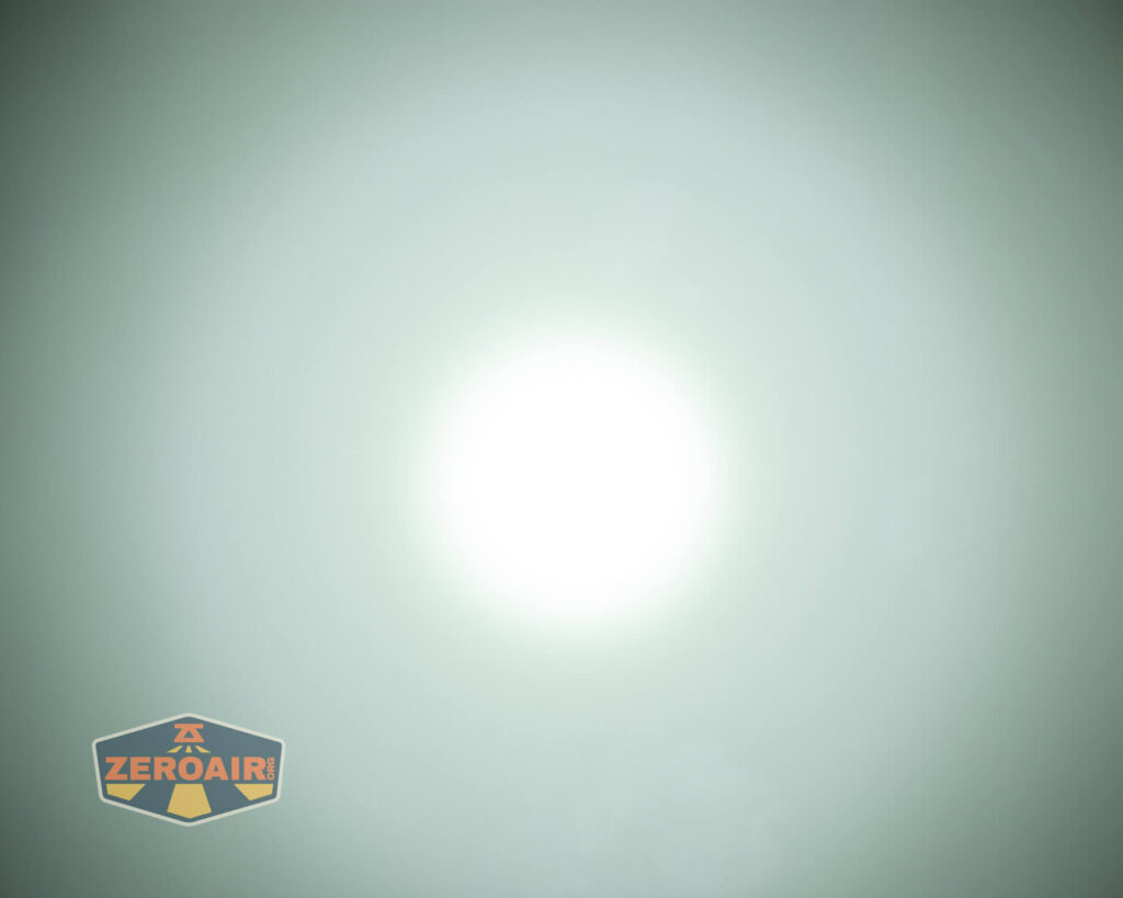 Lumintop GT18 flashlight beamshots on ceiling