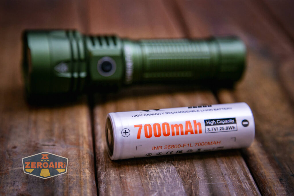 Lumintop W2 LED flashlight with included cell