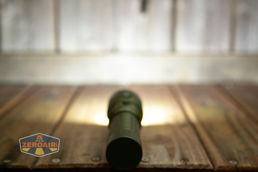 Lumintop W2 LED flashlight emitters on