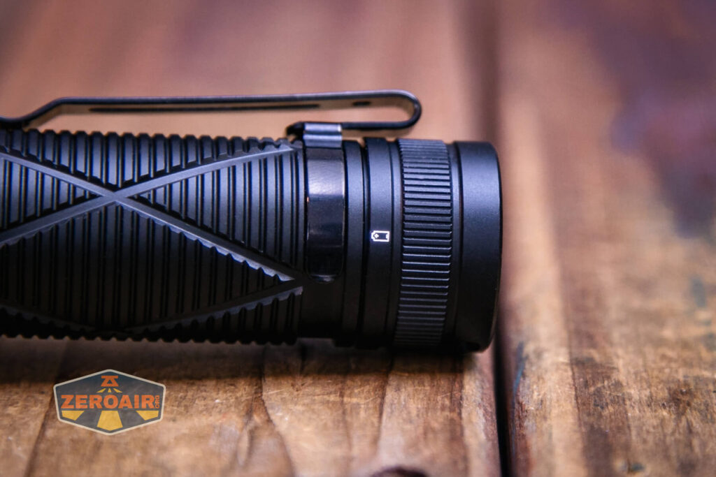 Sofirn SR15 rechargeable flashlight cell orientation icon