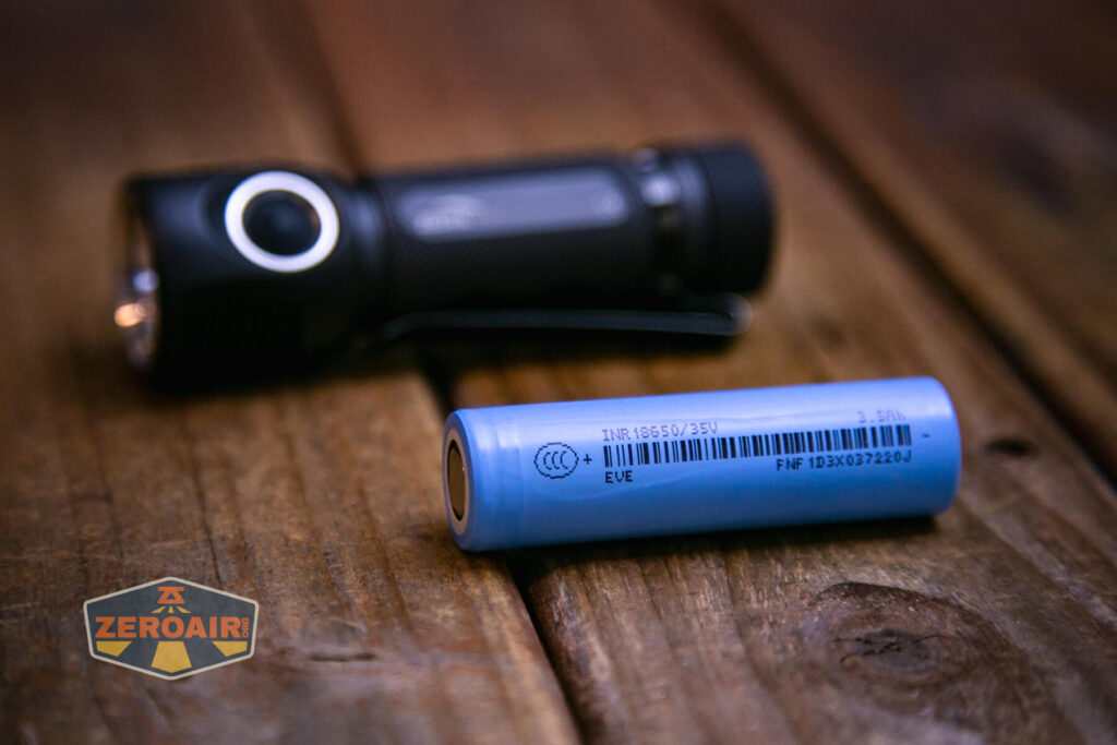 Zebralight SC600w IV Plus HI flashlight with 18650