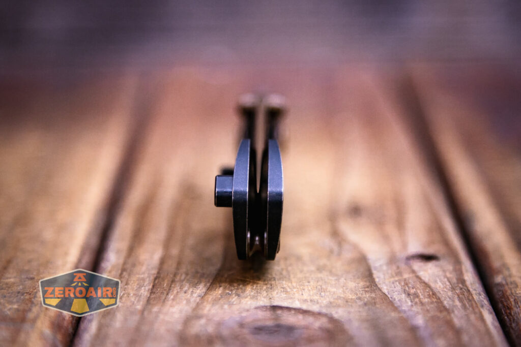 Vosteed Vallhund knife blade centering