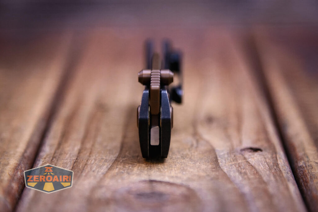 Vosteed Vallhund knife pivot area