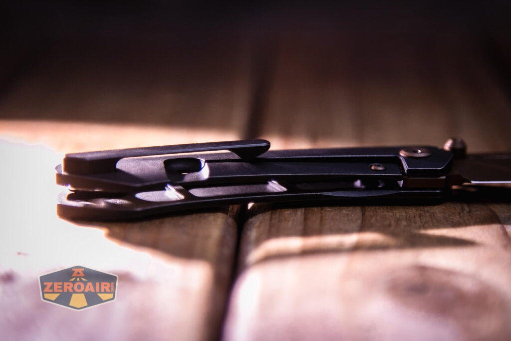 Vosteed Vallhund knife hollowed out liners internal