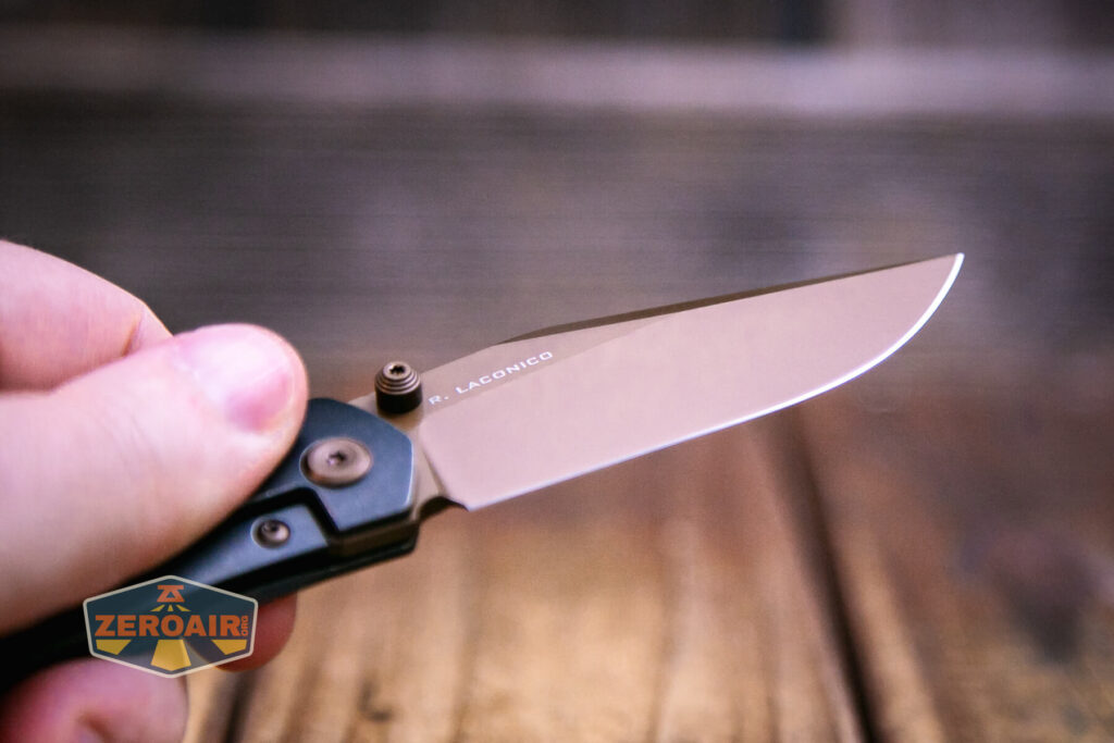 Vosteed Vallhund knife blade shape detail