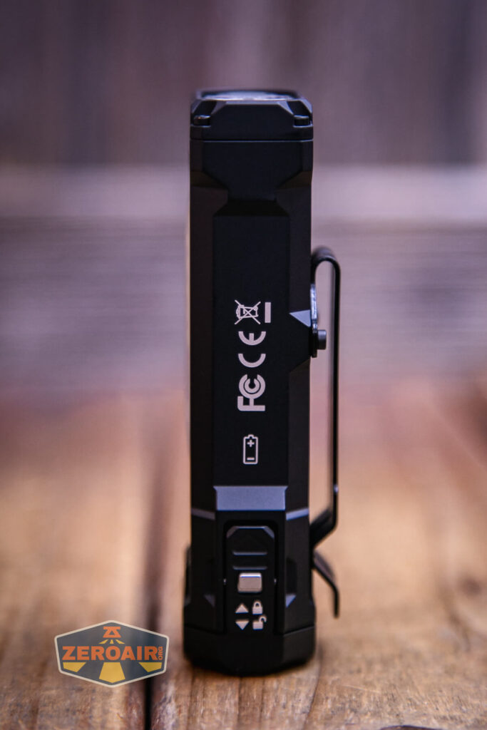 Wuben X4 flashlight showing all sides