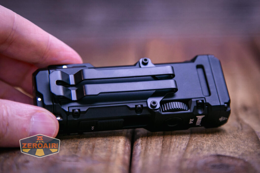 Wuben X4 flashlight pocket clip