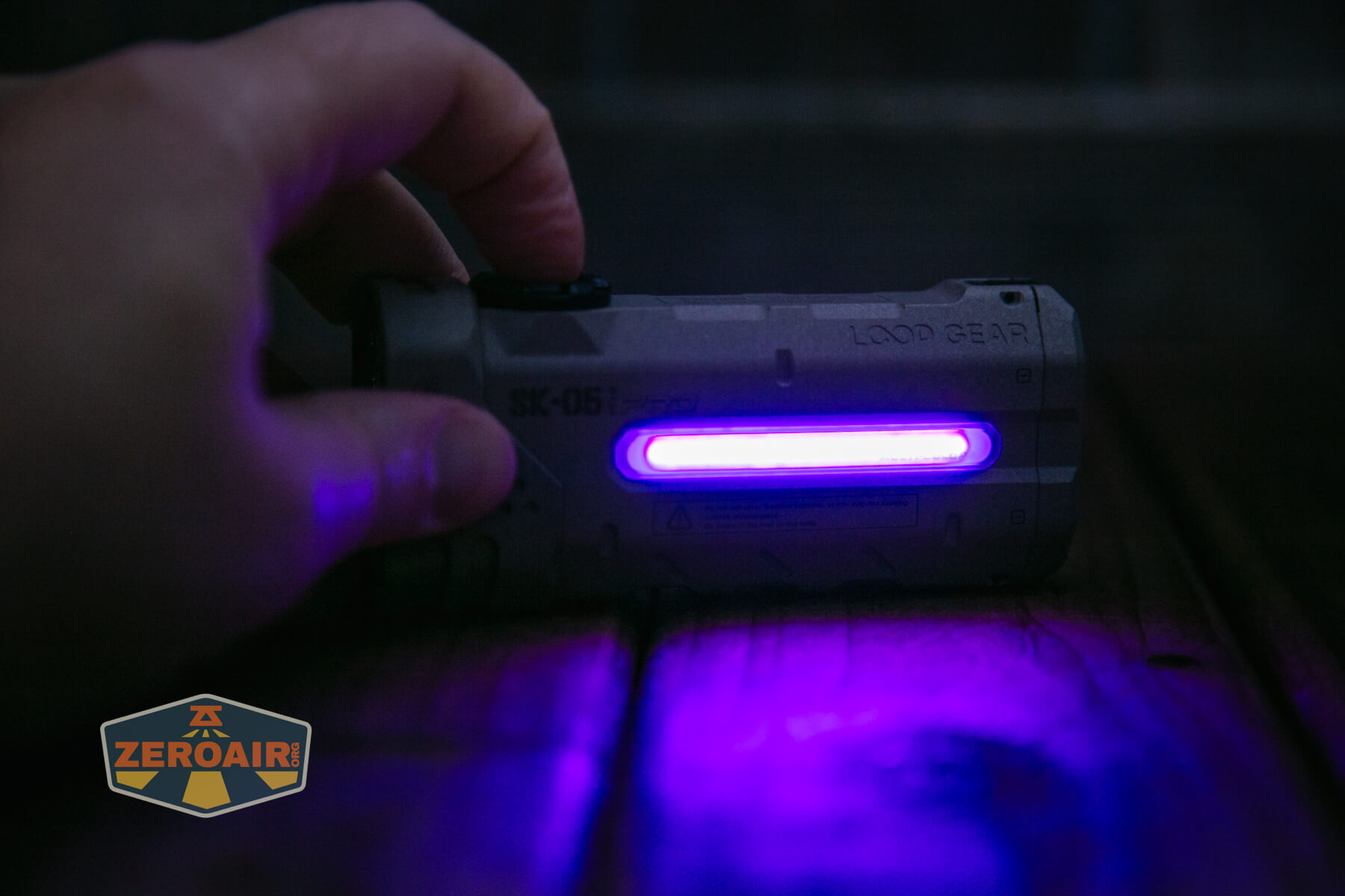 LoopGear SK-05 Pro MAO flashlight rgb on