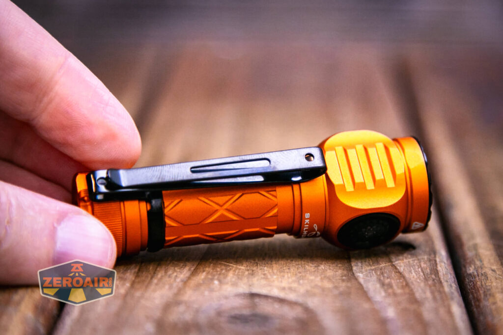 Skilhunt EC150 Nichia 519a flashlight pocket clip details