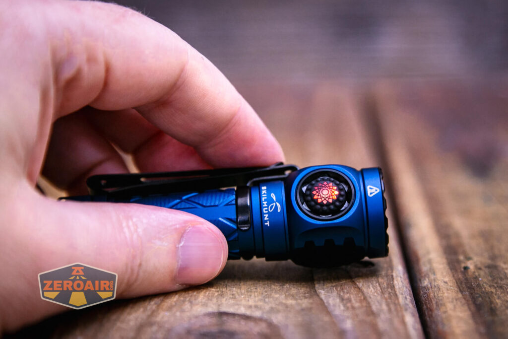 Skilhunt EC150 Luminus SFT25R flashlight e-switch detail