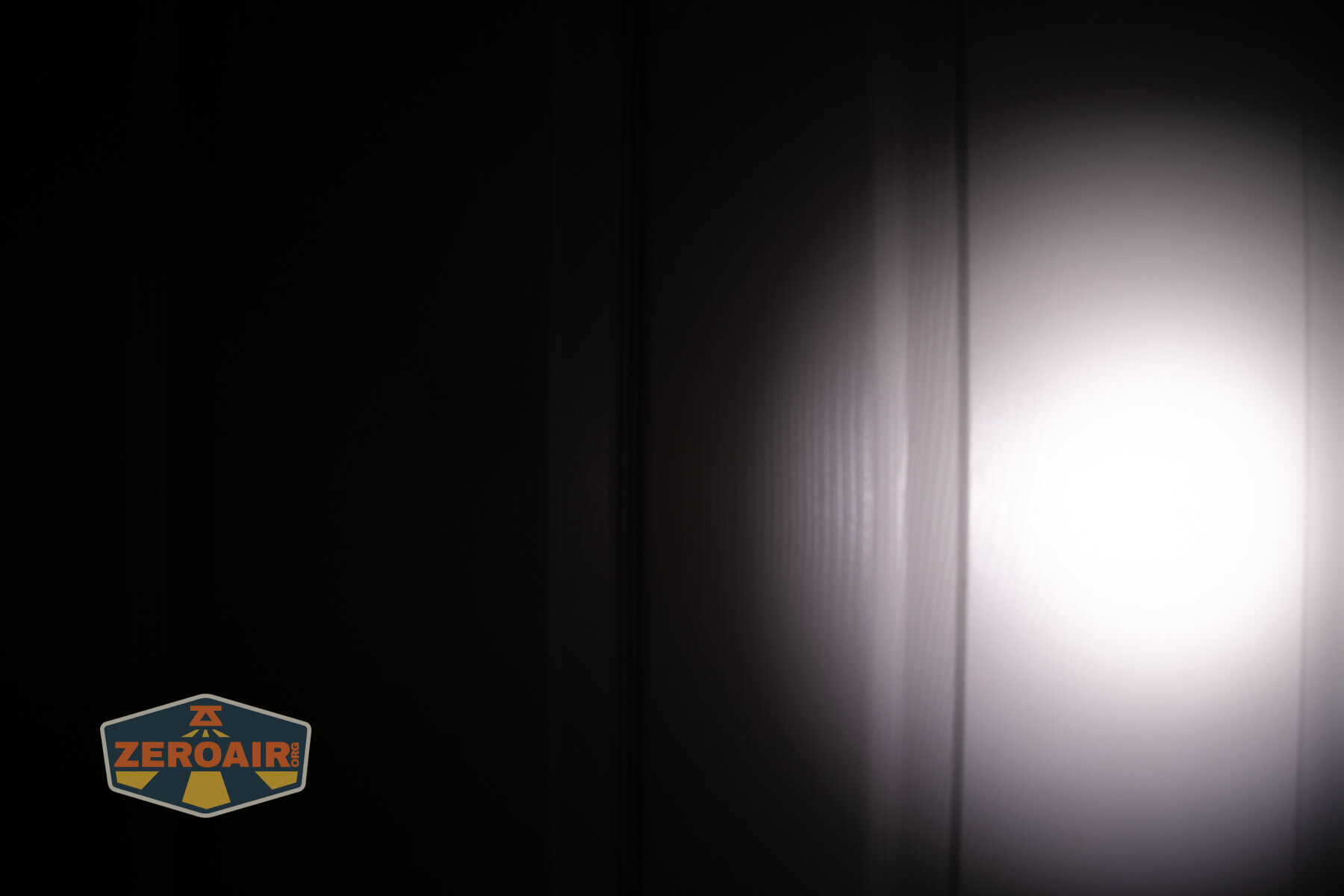 Trustfire TC50 camping flashlight beamshots compared to nichia 219b