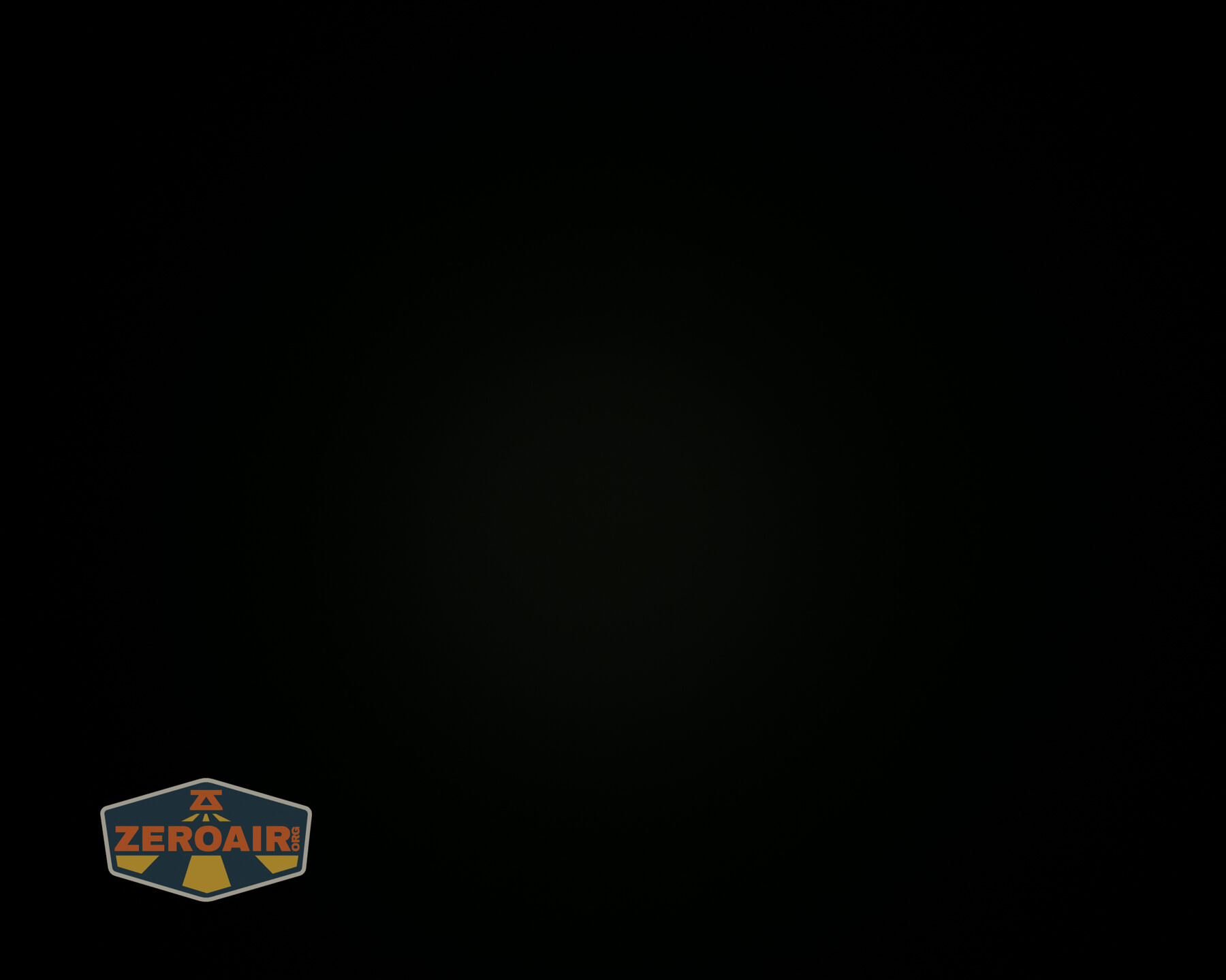 Wuben E8 modular flashlight beamshots on ceiling