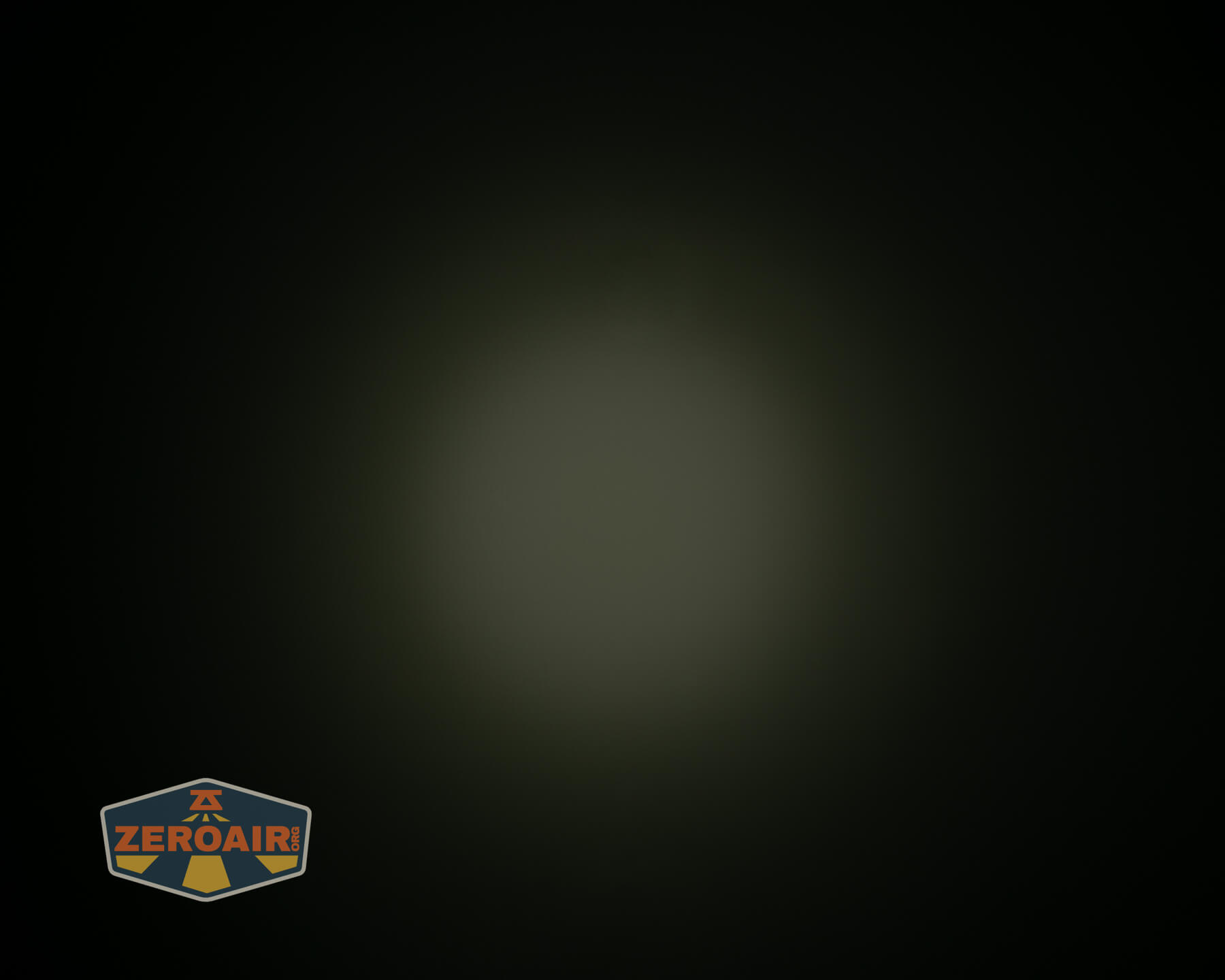 Wuben E8 modular flashlight beamshots on ceiling