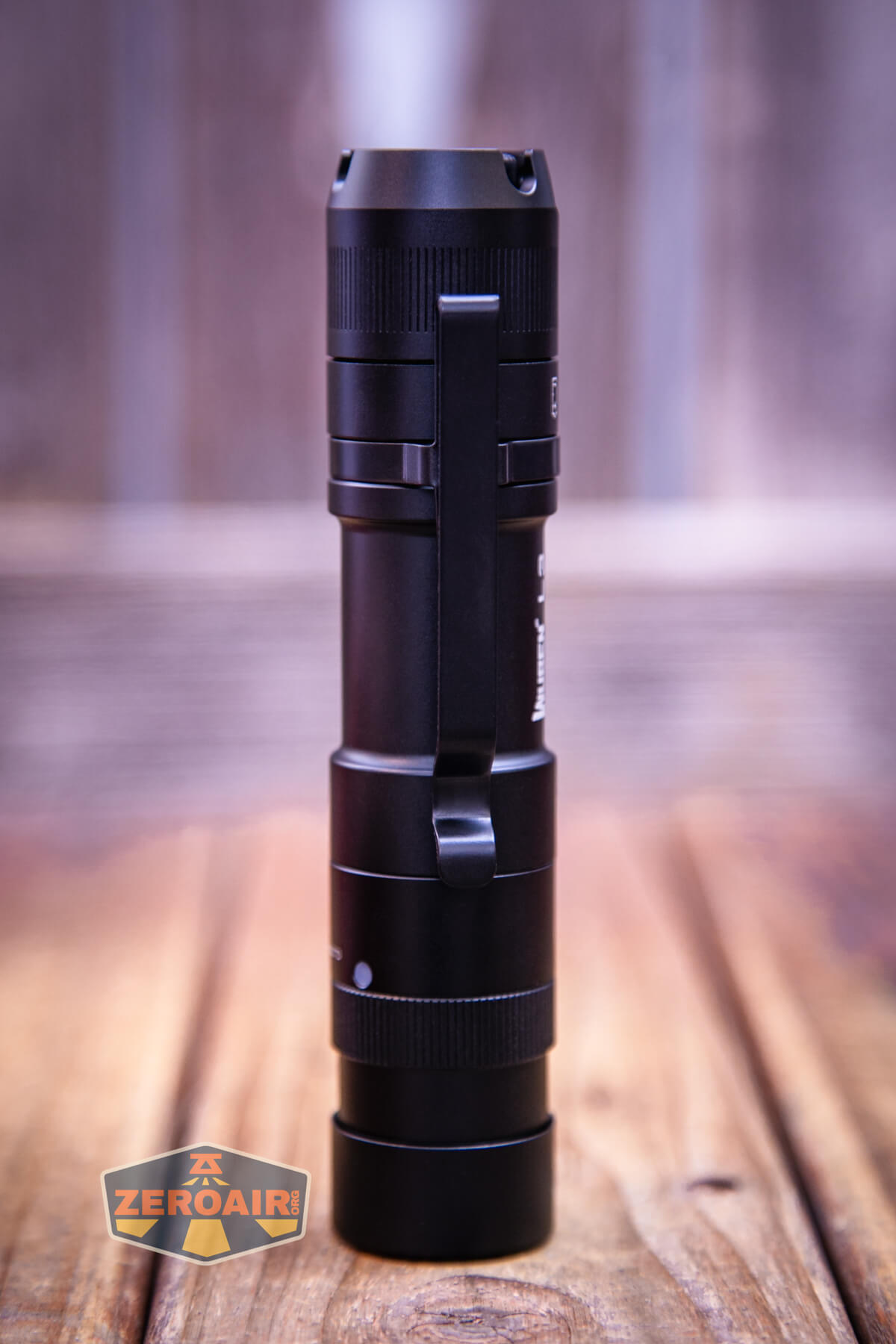 Wuben L3 flashlight box showing all sides