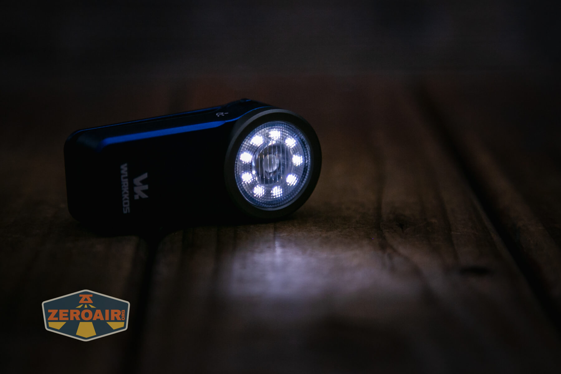 Wurkkos HD03 clip flashlight emitters on