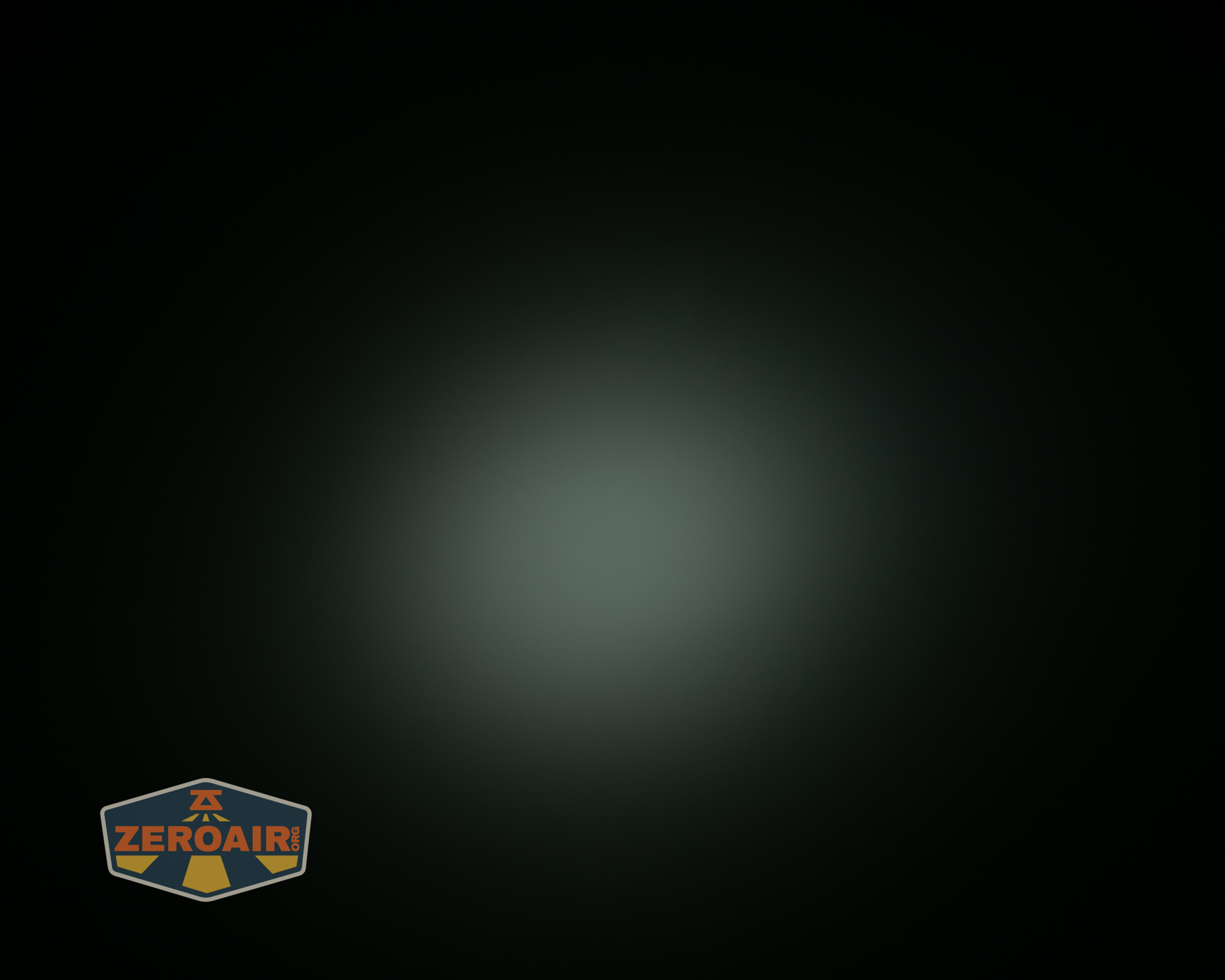 Wurkkos HD03 clip flashlight beamshots on ceiling