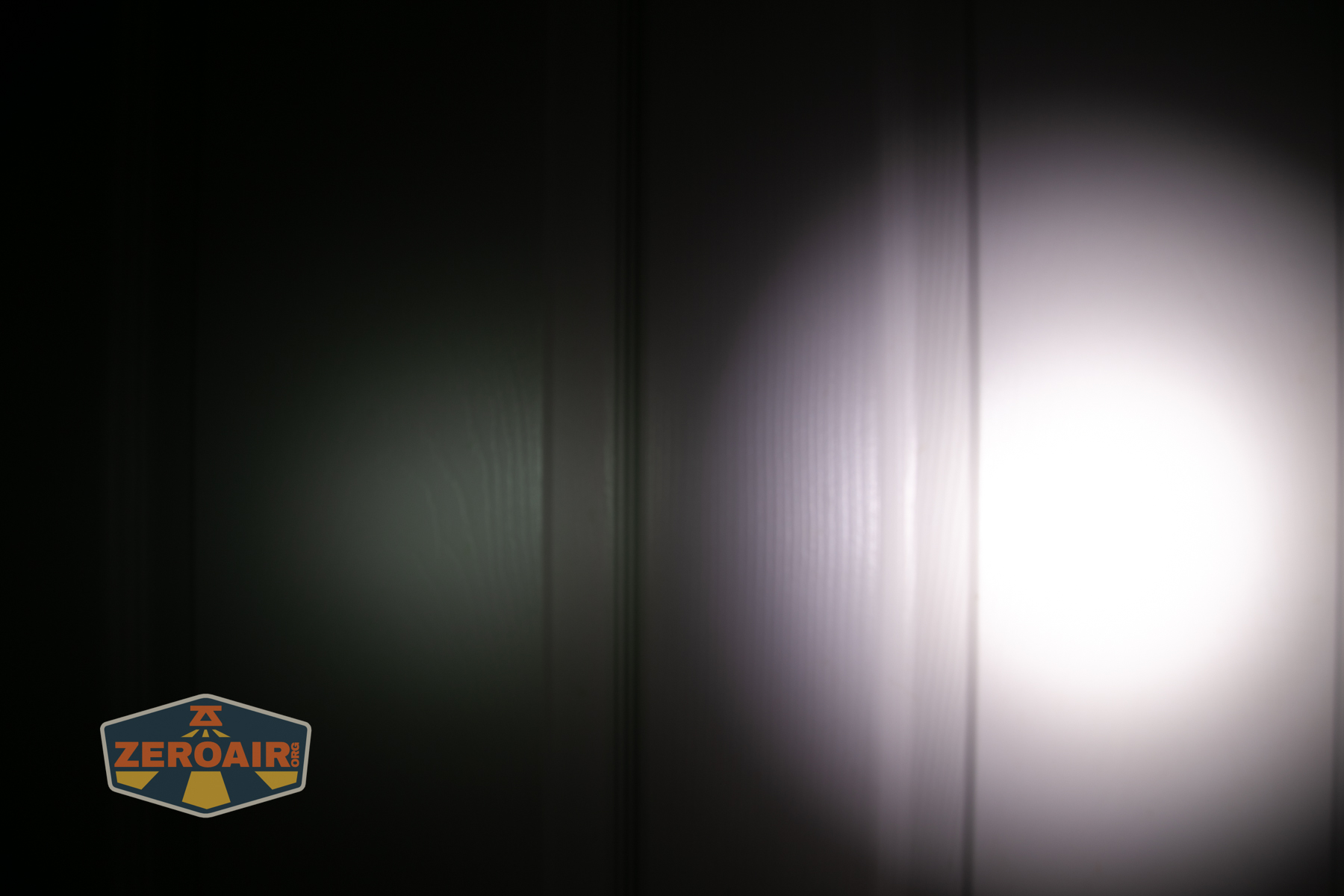 Wurkkos HD03 clip flashlight beamshots on door (at 1') compared to nichia 219b 4500K