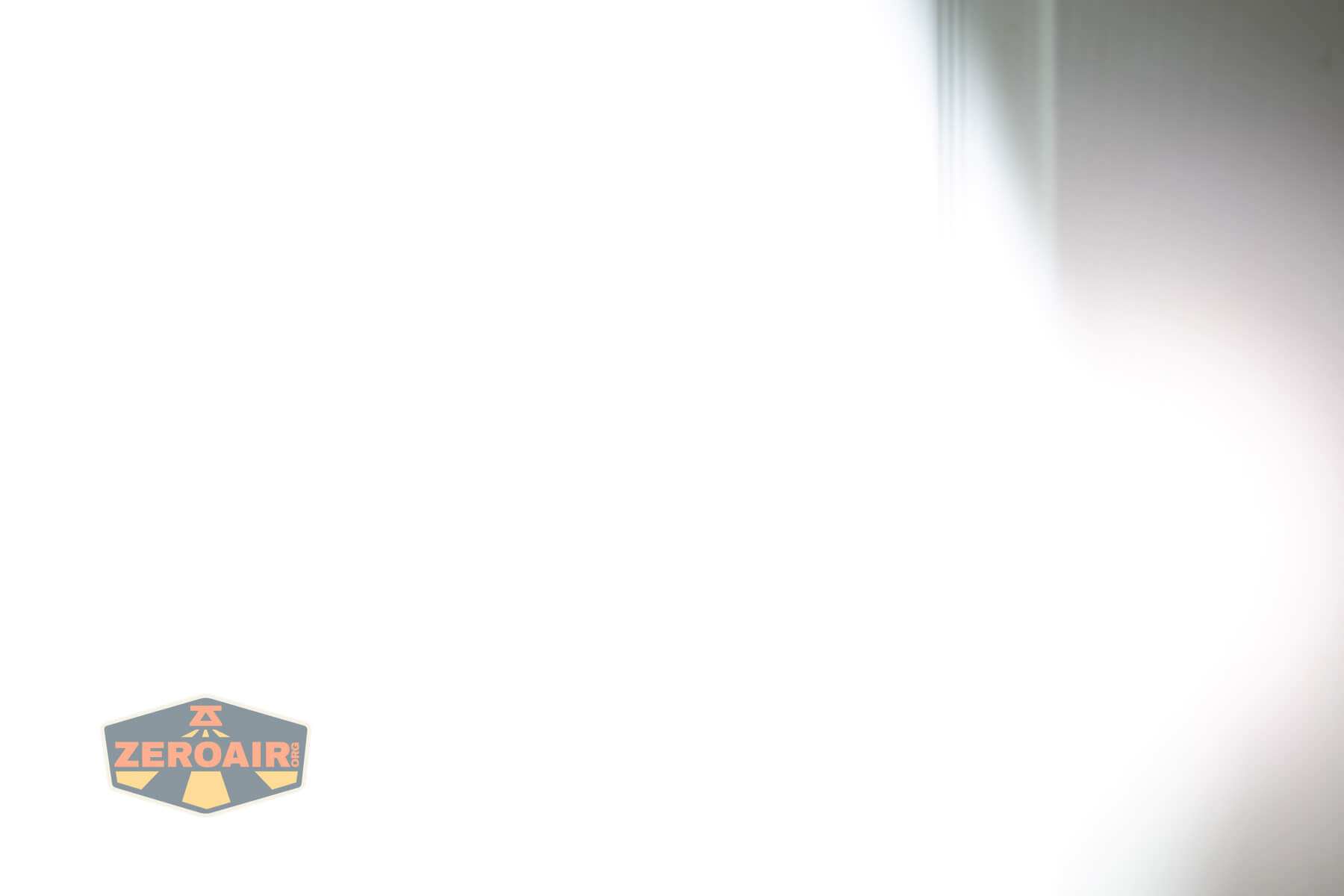 Imalent GR36 flashlight beamshots on door (at 1') compared to nichia 219b 4500K