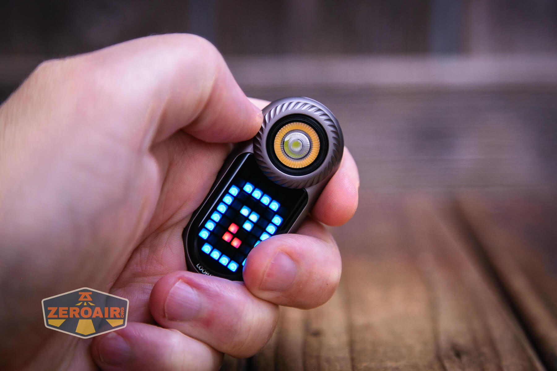LoopGear LoopDot Pixel Display EDC flashlight other pixel