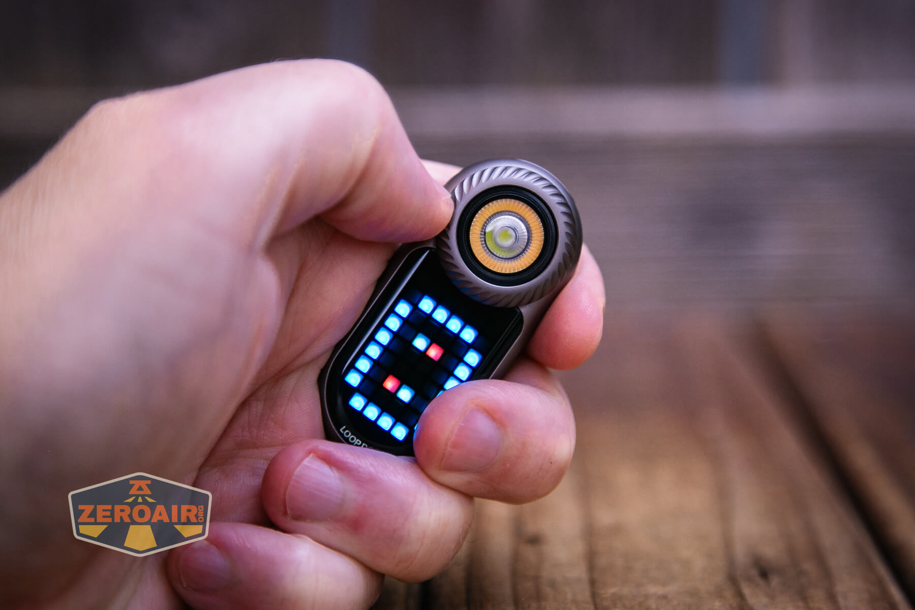 LoopGear LoopDot Pixel Display EDC flashlight other pixel