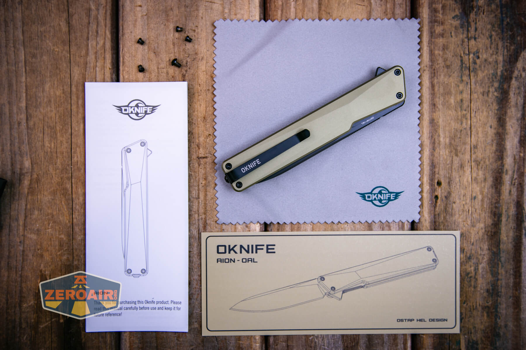 Olight Aion Gentleman's folding knife what's included