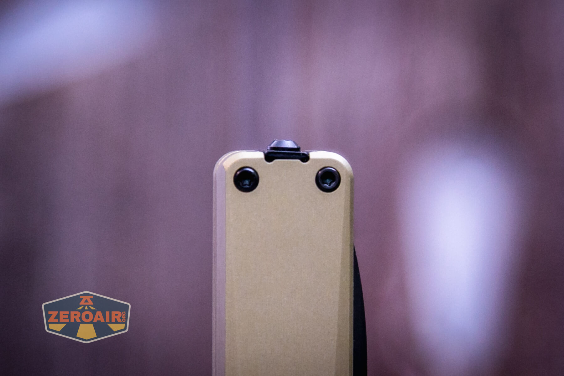 Olight Aion Gentleman's folding knife pocket clip end view reverse