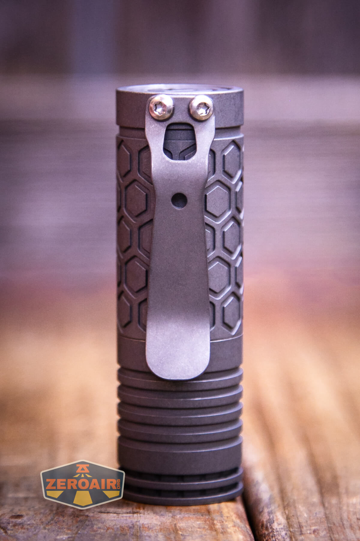 Reylight Dawn Hex-Ti 18350 Flashlight Review - ZeroAir Reviews