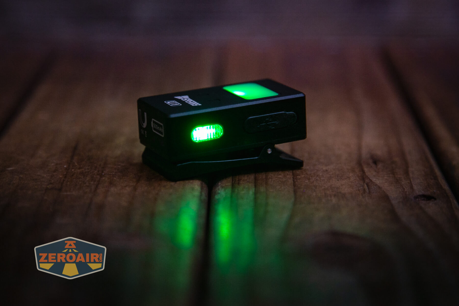 Speras U1 multi-function clip light green lights on