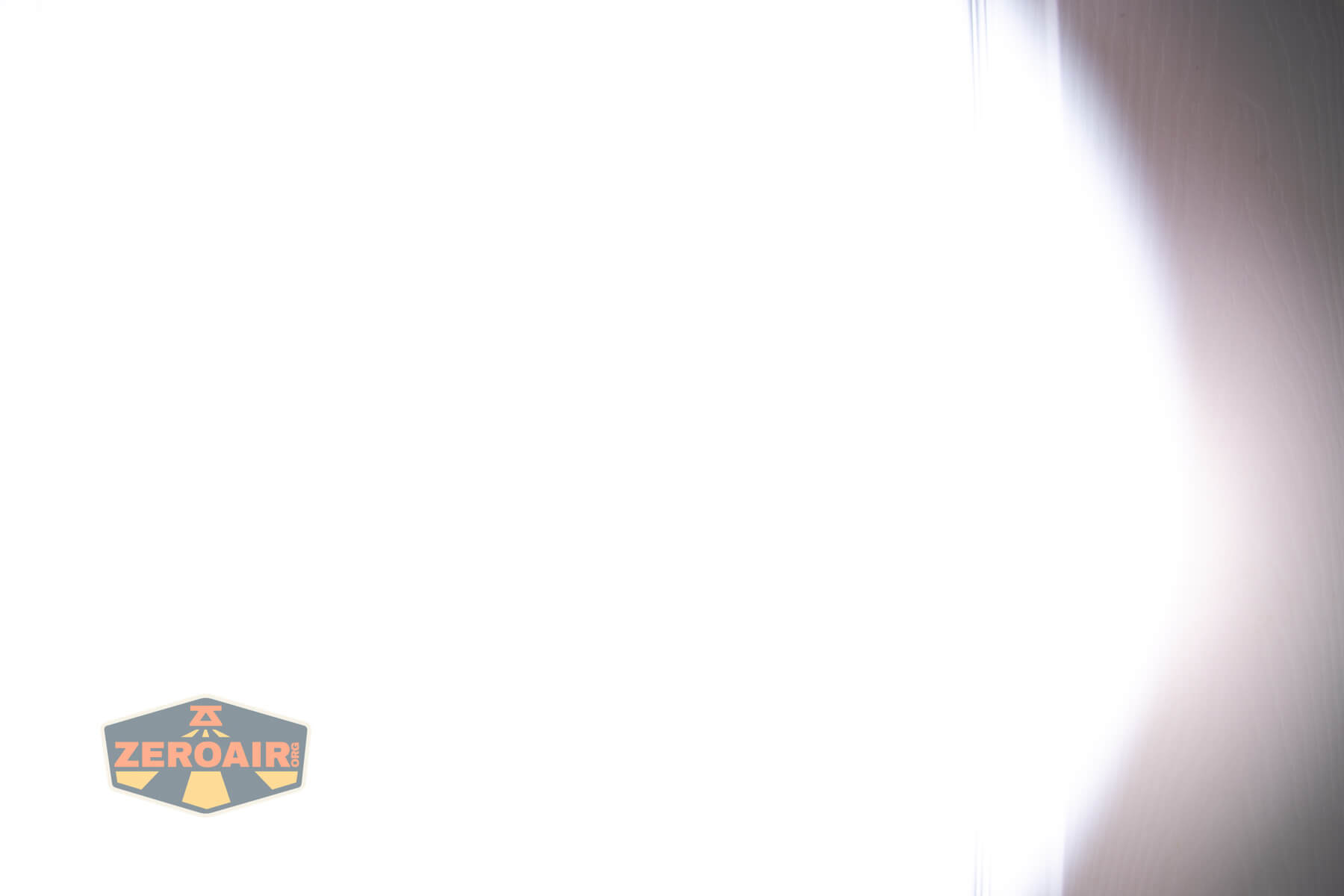 Wurkkos HD02 four beams flashlight beamshots on door (at 1') compared to nichia 219b 4500K