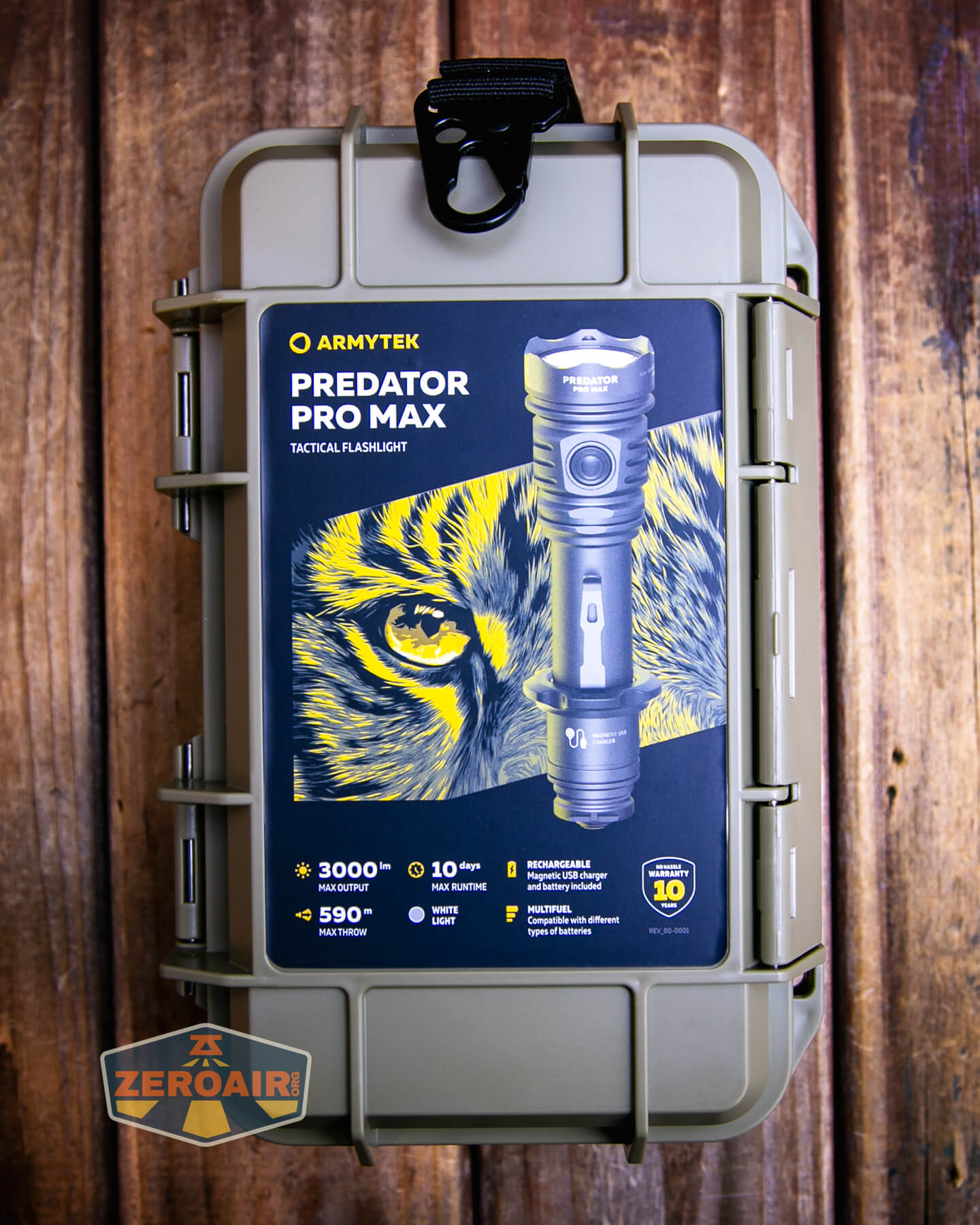 Armytek Predator Pro Max flashlight box