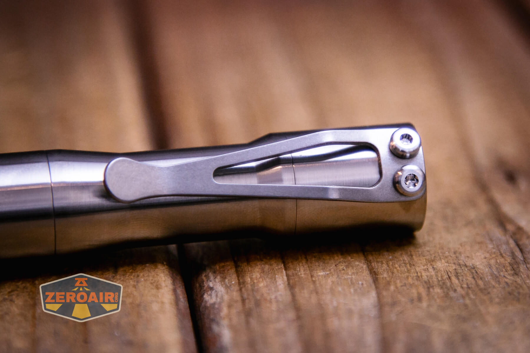 CWF Mini Arc Flashlight Review - ZeroAir Reviews