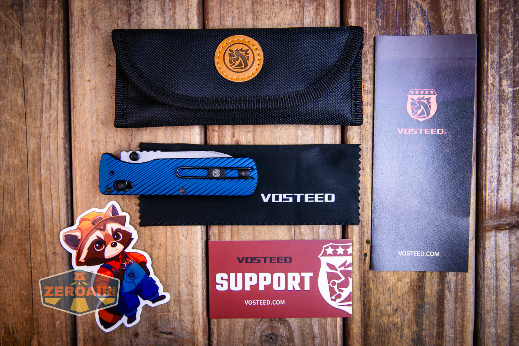 Vosteed Vombat Crossbar lock knife what's included