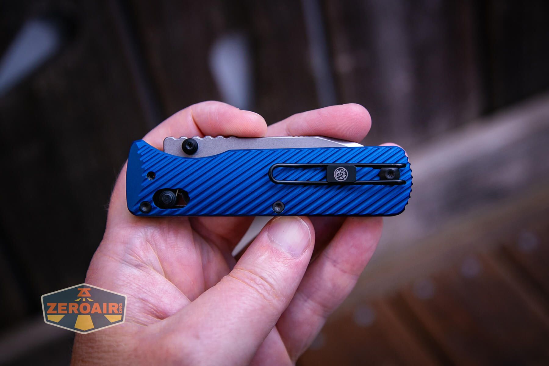 Vosteed Vombat Crossbar lock knife in hand