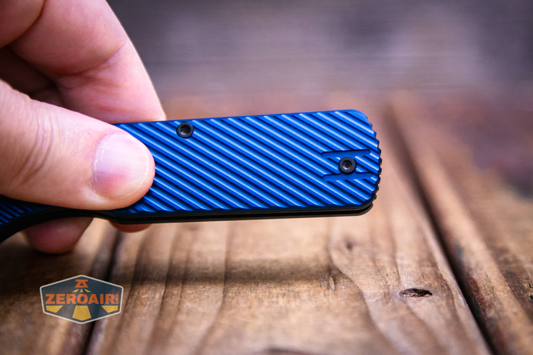 Vosteed Vombat Crossbar lock knife non-clip side