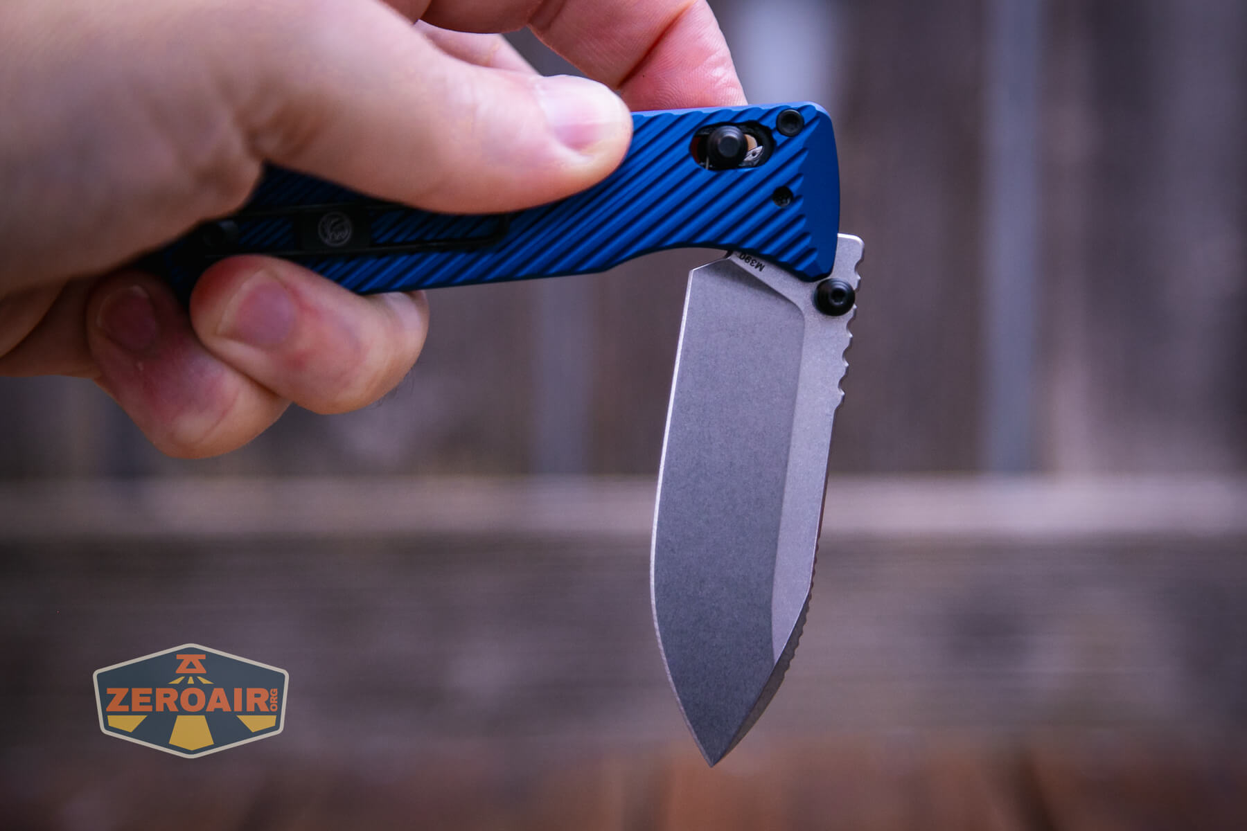 Vosteed Vombat Crossbar lock knife drop