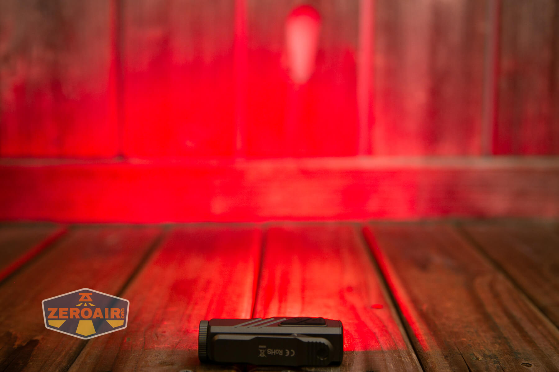 Sofirn ST10 Clip-on mini flashlight side emitter on red