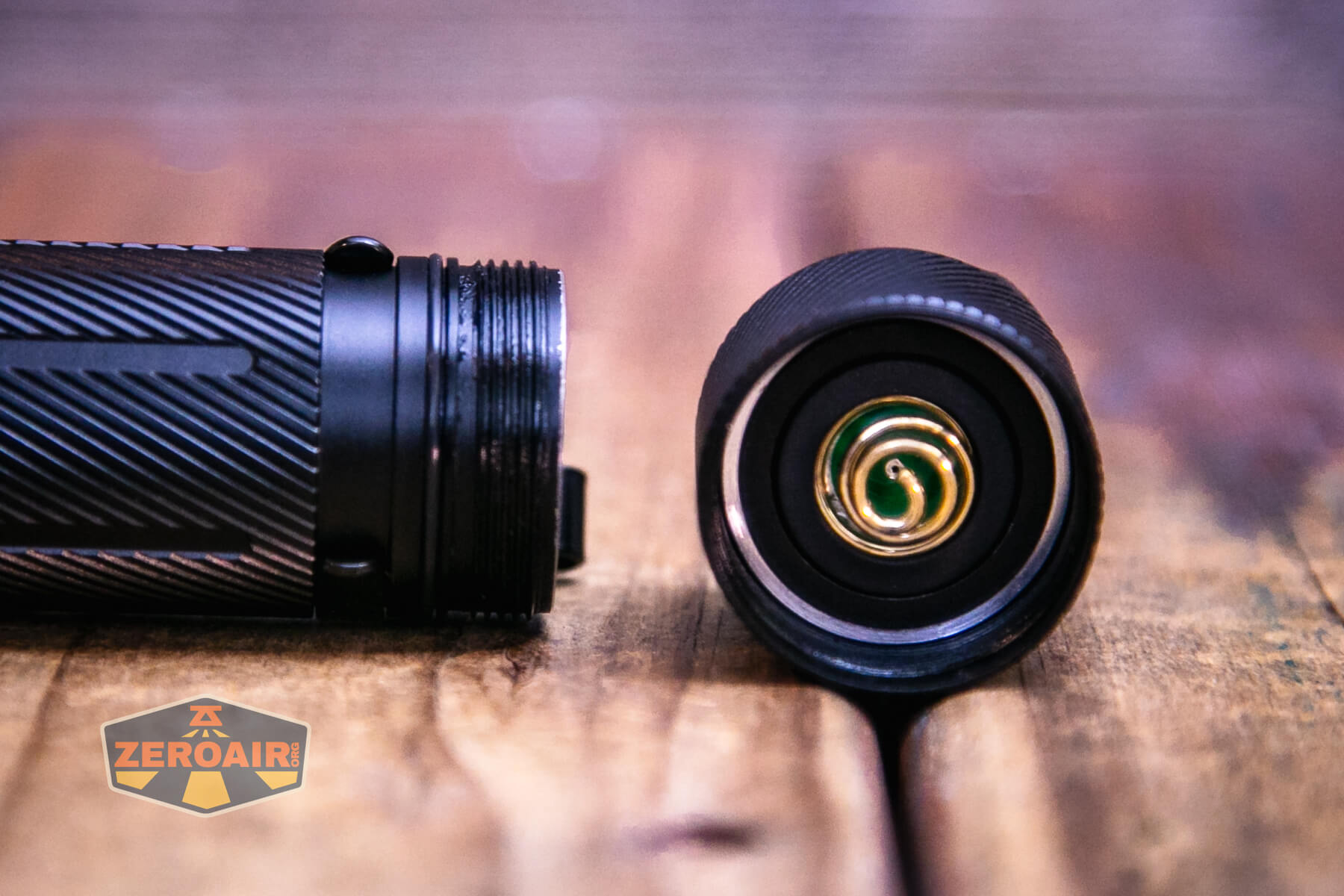 Thrunite Lynx flashlight threads and spring