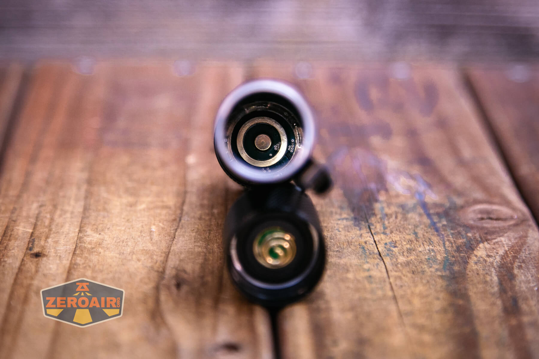 Thrunite Lynx flashlight contacts inside head