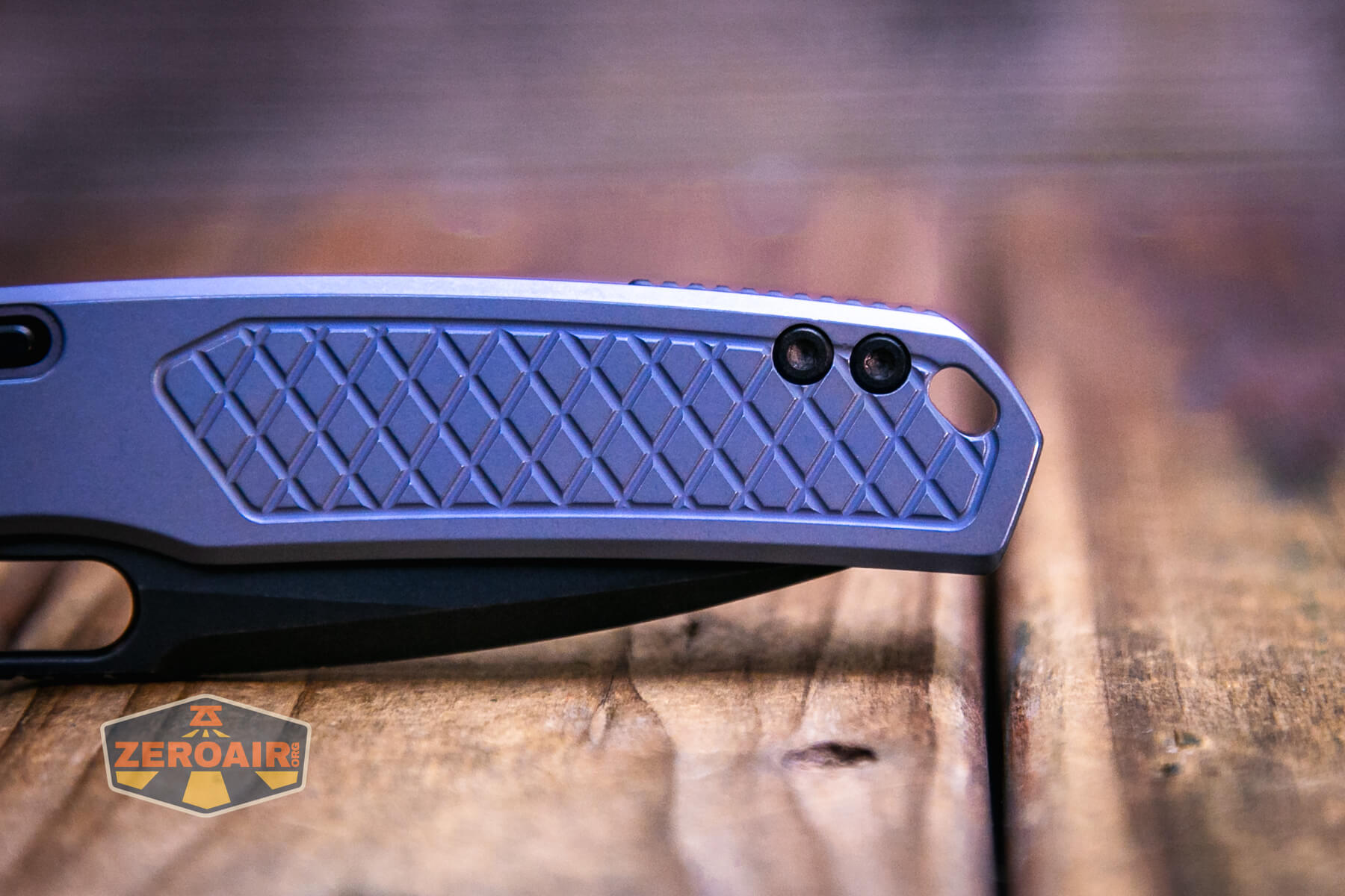 Vosteed Psyop Elmax blade knife lanyard hole