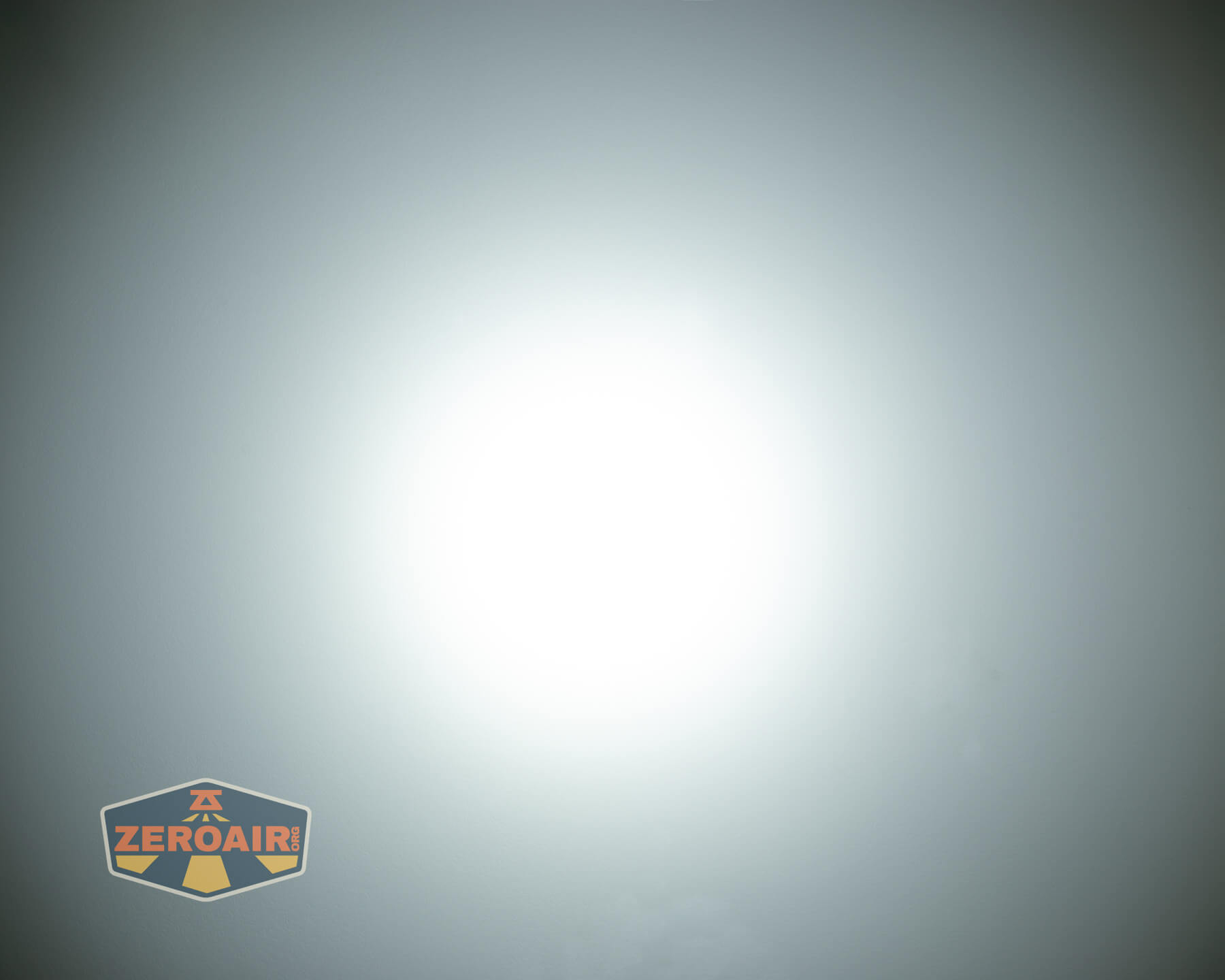 Wuben X1Pro Flashlight beamshots on ceiling