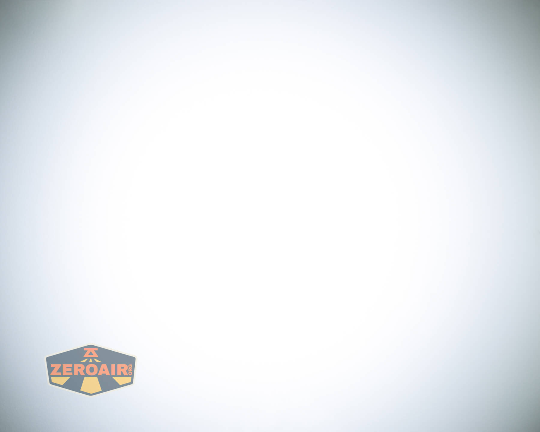 Wuben X1Pro Flashlight beamshots on ceiling