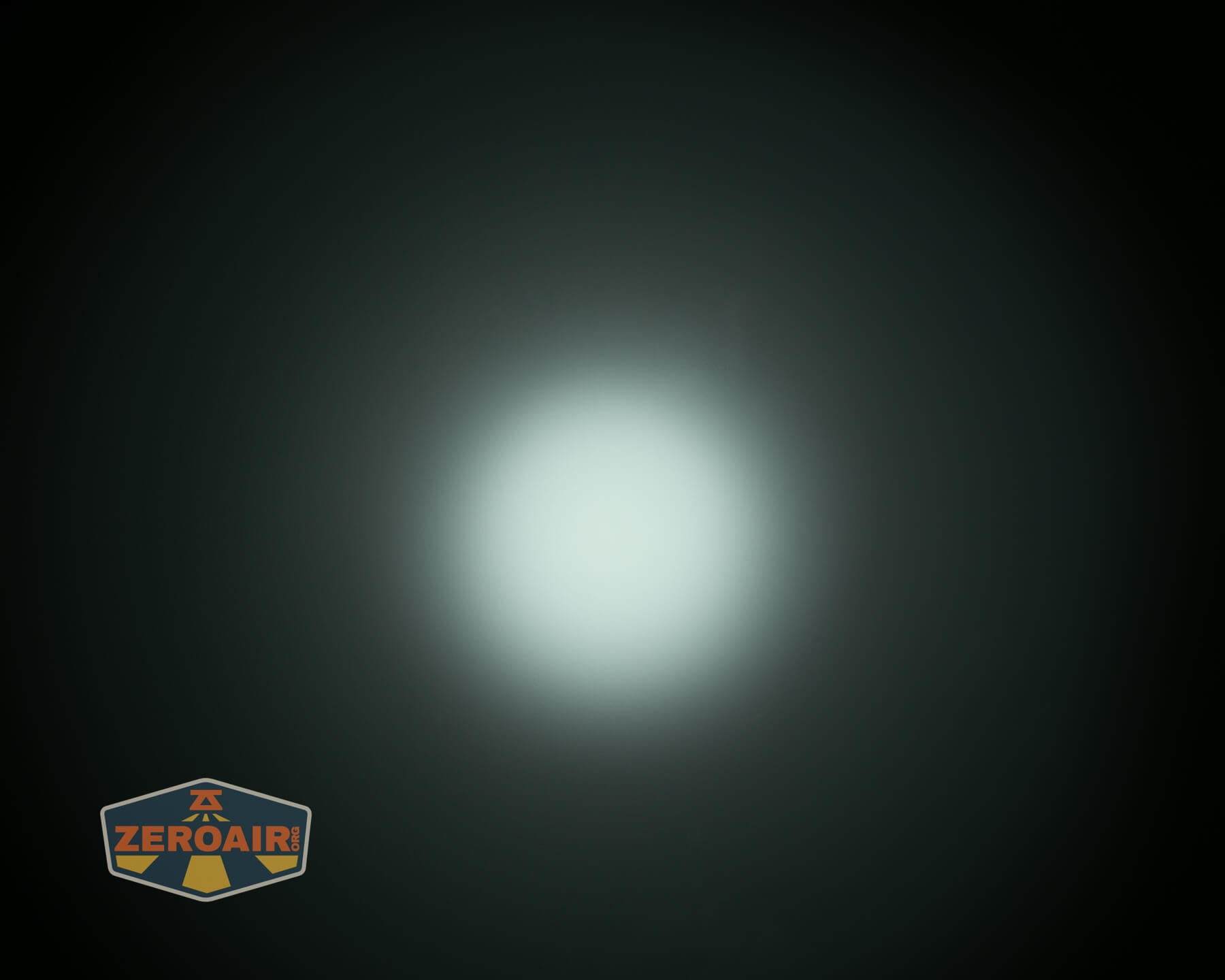 Nitecore EDC17 flat EDC flashlight beamshots on ceiling